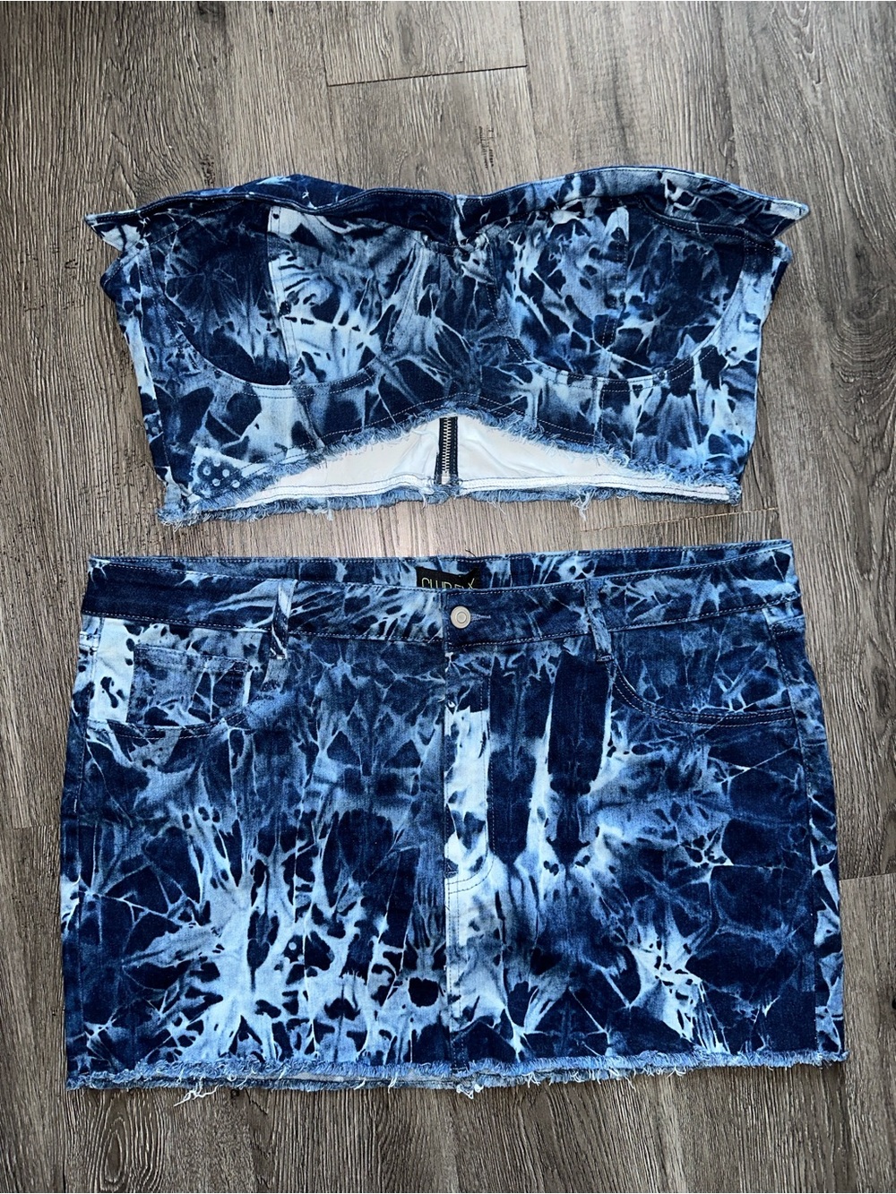 Tie-Dye Denim Bustier Top & Mini Skirt Set - Blue